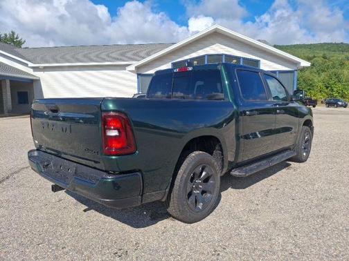 Serrano Red 2026 RAM 1500 Express
