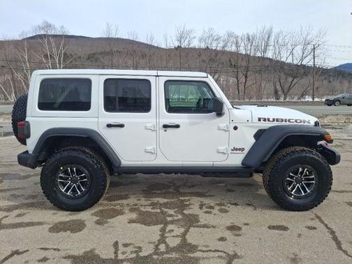 Bright White Clearcoat 2026 Jeep Wrangler Rubicon