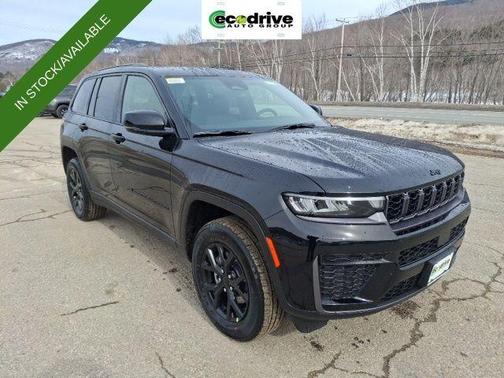 2026 Jeep Grand Cherokee Laredo