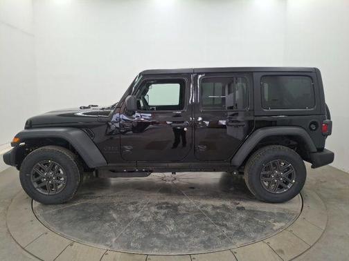 Black Clearcoat 2026 Jeep Wrangler Sport