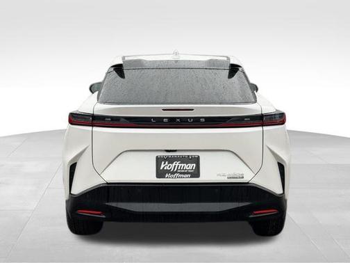 2023 Lexus RZ 450e Premium