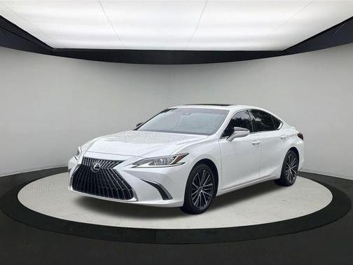 2022 Lexus ES 350 Base