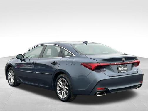 2019 Toyota Avalon XLE