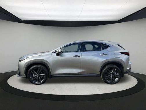 2024 Lexus NX 450h+ Luxury