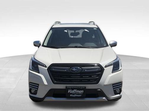 Crystal White Pearl 2023 Subaru Forester Touring