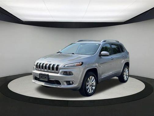 2017 Jeep Cherokee Overland