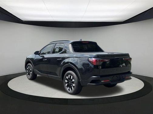 2025 Hyundai SANTA CRUZ SEL Activity