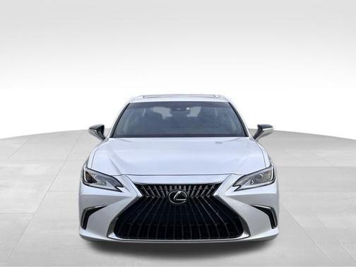 2022 Lexus ES 350 Base