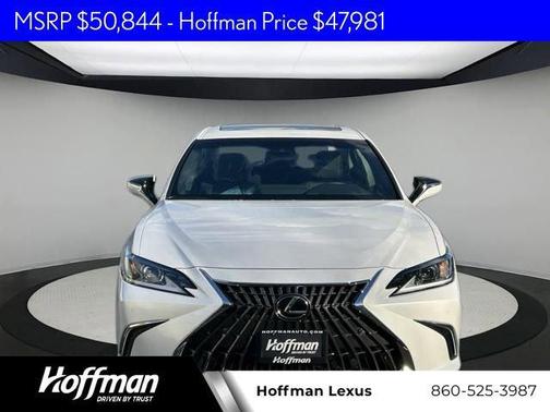 2025 Lexus ES 300h Base