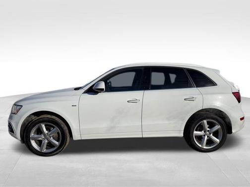 2017 Audi Q5 2.0T Premium Plus