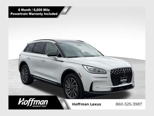 Pristine White Metallic Tri-Coat 2025 Lincoln Corsair Reserve