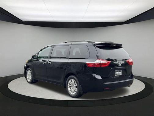 2017 Toyota Sienna L