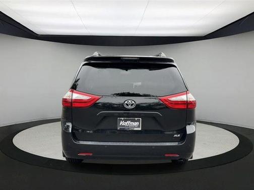 2017 Toyota Sienna L