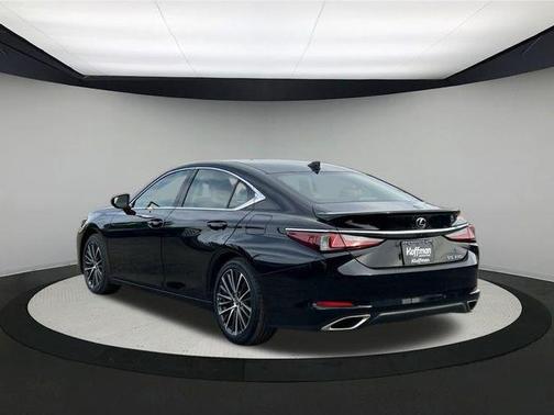 2022 Lexus ES 350 Base