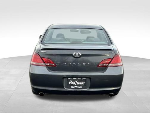 2008 Toyota Avalon XLS