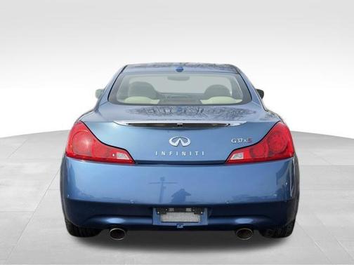 2013 INFINITI G37x Base