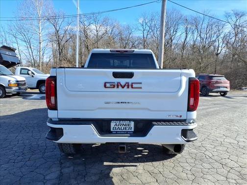 2021 GMC Sierra 2500 AT4
