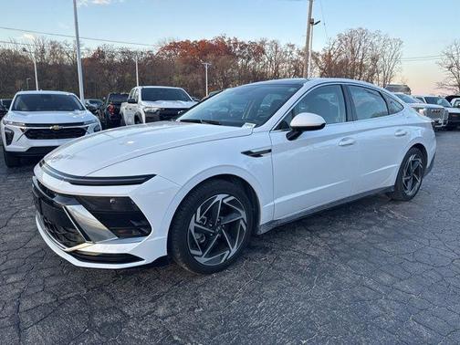 2024 Hyundai SONATA SEL