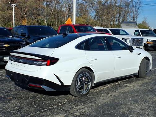 2024 Hyundai SONATA SEL