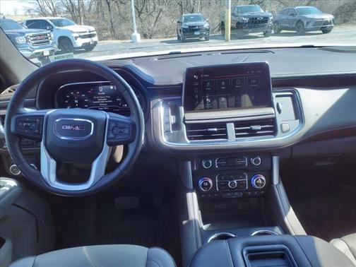 2022 GMC Yukon SLT