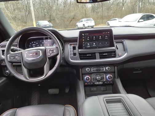 2023 GMC Yukon XL 4WD AT4