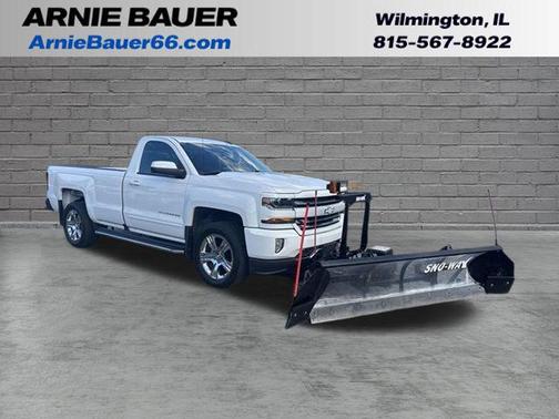 Summit White 2017 Chevrolet Silverado 1500 2LT