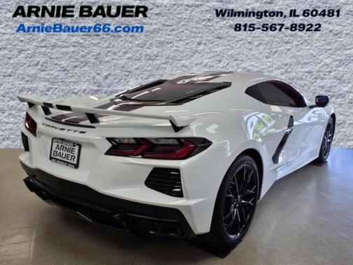 2025 Chevrolet Corvette Stingray w/2LT