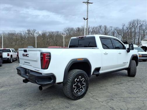 2025 GMC Sierra 2500 AT4X