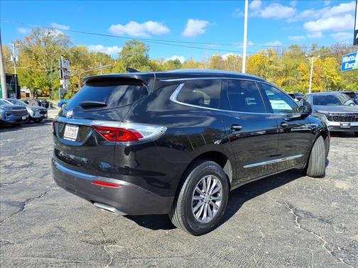 2023 Buick Enclave Essence FWD