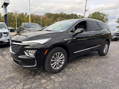 2023 Buick Enclave Essence FWD