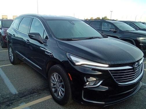 2023 Buick Enclave Essence FWD