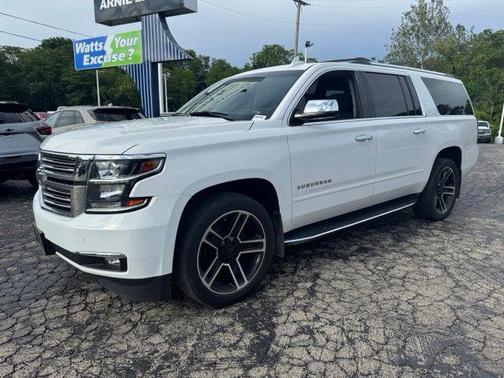 Summit White 2020 Chevrolet Suburban Premier