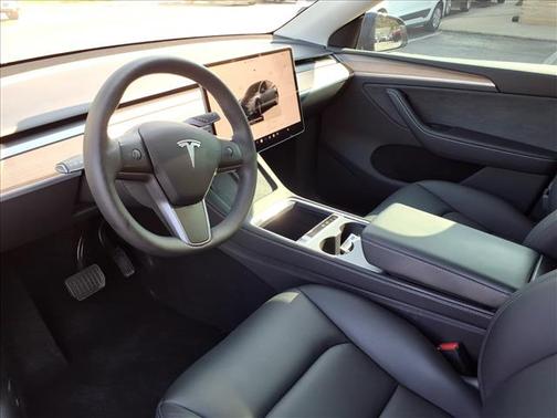 2024 Tesla Model Y Long Range Dual Motor All-Wheel Drive