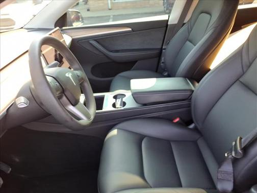 2024 Tesla Model Y Long Range Dual Motor All-Wheel Drive