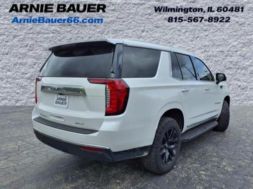 2023 GMC Yukon SLT