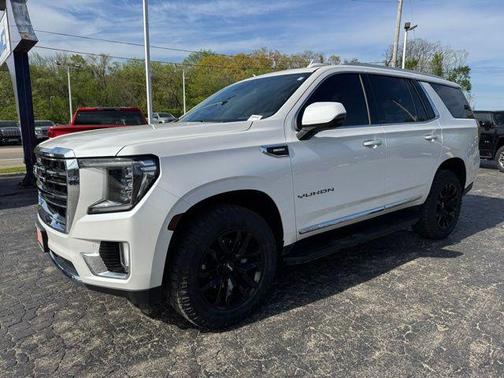 2023 GMC Yukon SLT