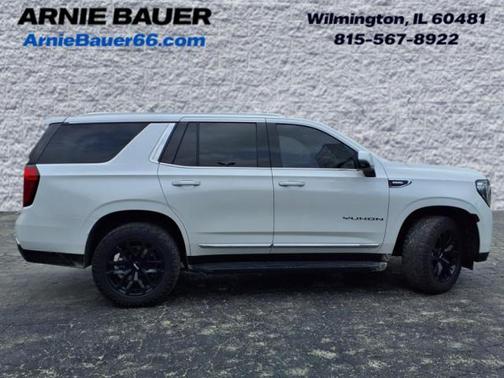 2023 GMC Yukon SLT
