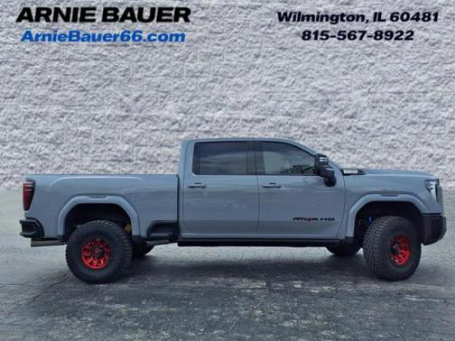 2024 GMC Sierra 2500 AT4