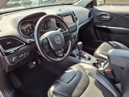 2020 Jeep Cherokee Altitude