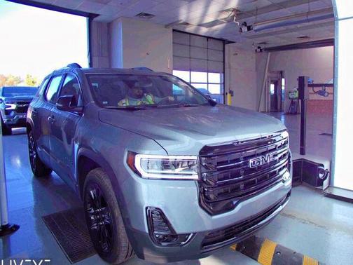2023 GMC Acadia FWD SLT