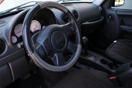 2004 Jeep Liberty Sport