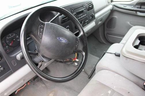 2005 Ford F-250 XL