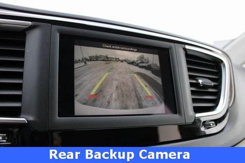 2020 Chrysler Voyager LXI