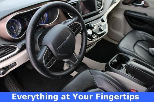 2020 Chrysler Voyager LXI