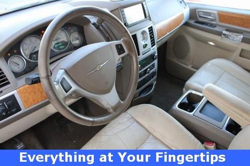 2009 Chrysler Town & Country Limited