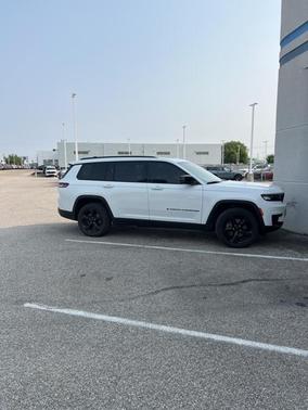 2023 Jeep Grand Cherokee L Laredo