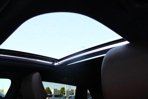 White Metallic 2023 Lincoln Nautilus Reserve