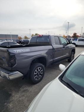 2017 Toyota Tundra SR5