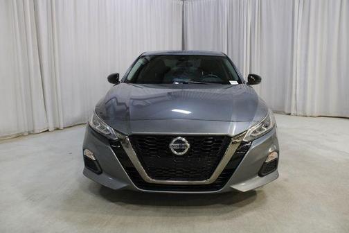 2021 Nissan Altima 2.0 SR