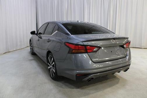 2021 Nissan Altima 2.0 SR